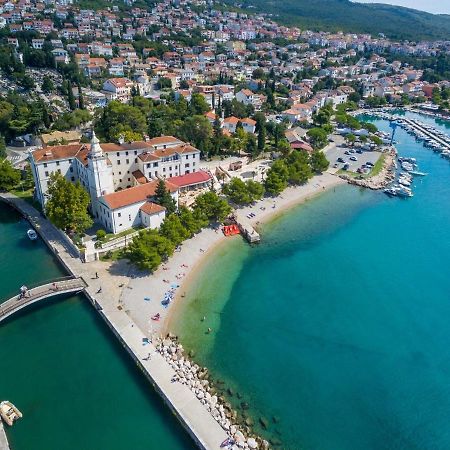 Apartments Carmen Цриквеница Экстерьер фото