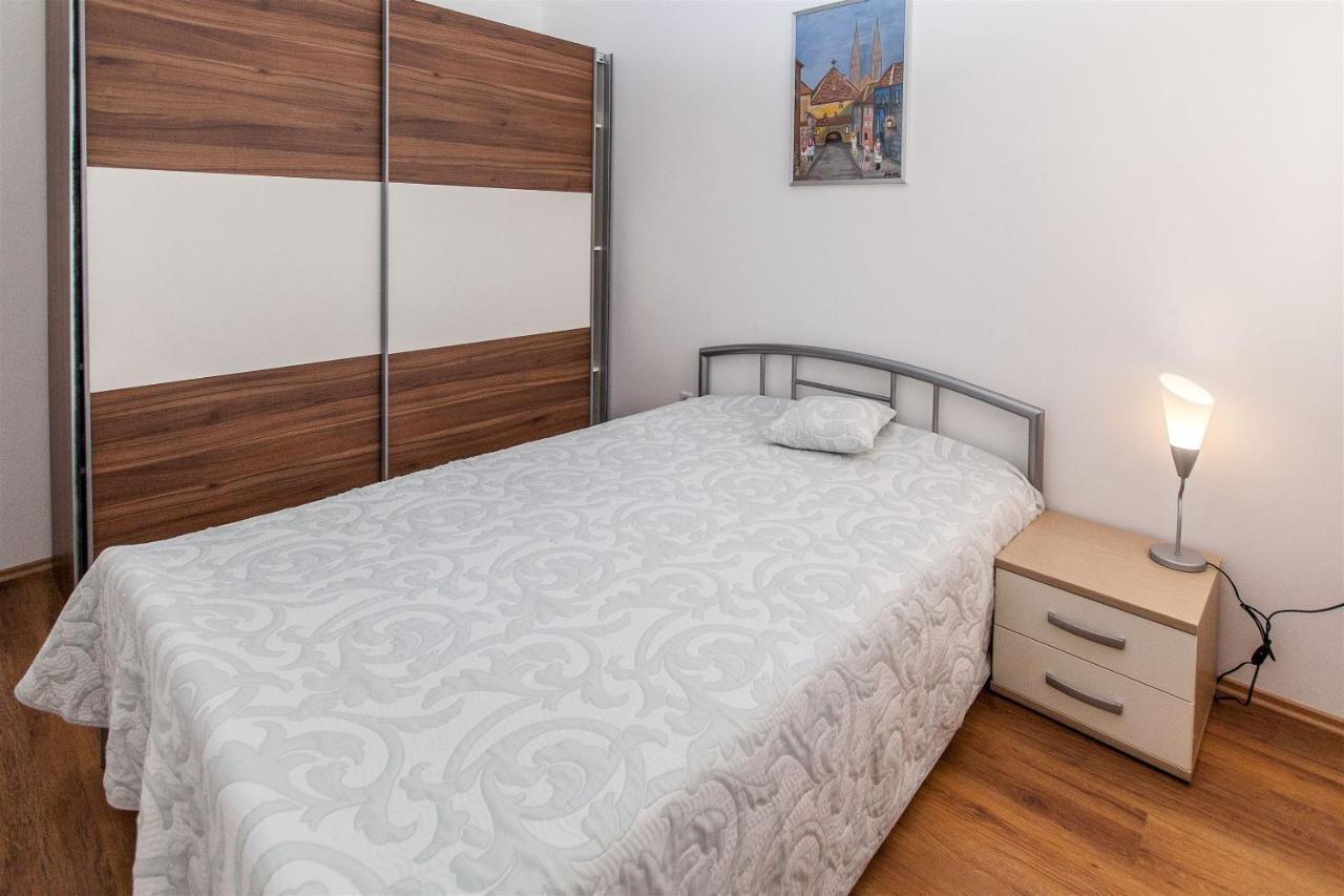 Apartments Carmen Цриквеница Экстерьер фото