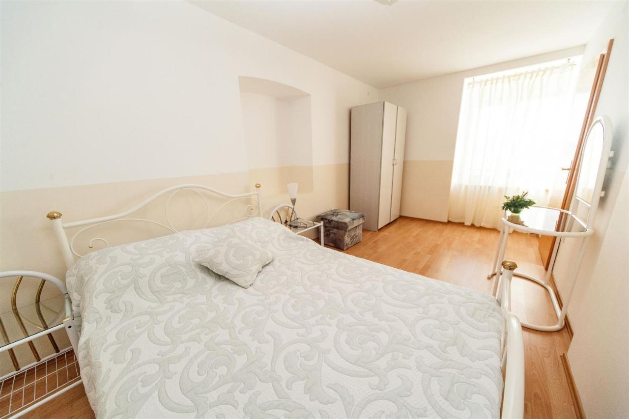 Apartments Carmen Цриквеница Экстерьер фото