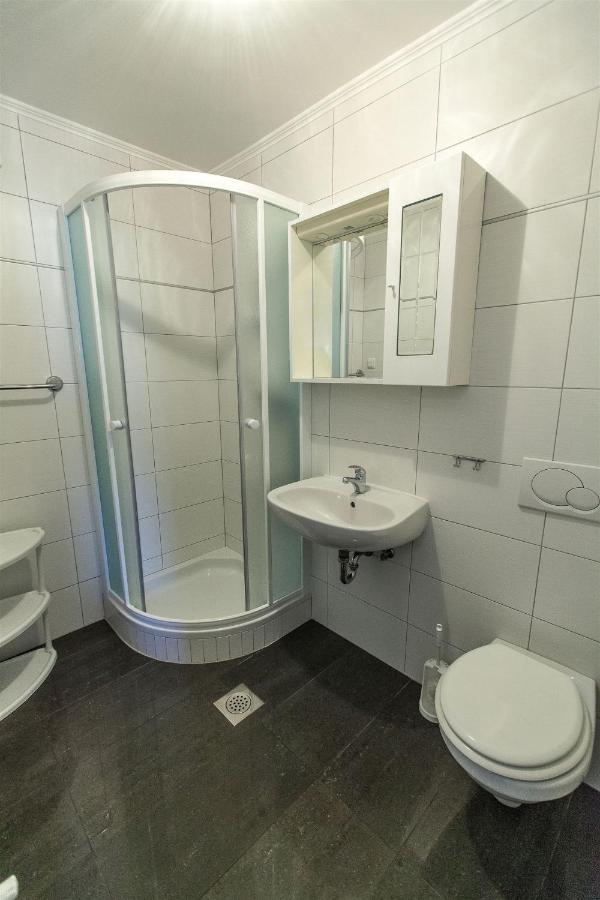 Apartments Carmen Цриквеница Экстерьер фото